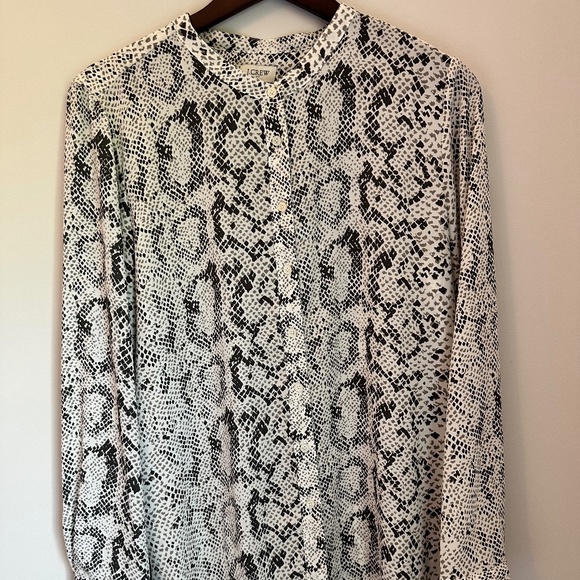 J. Crew Tops - J.Crew Snakeskin Button-Up Shirt – Gray/White – Size M – Gently Used